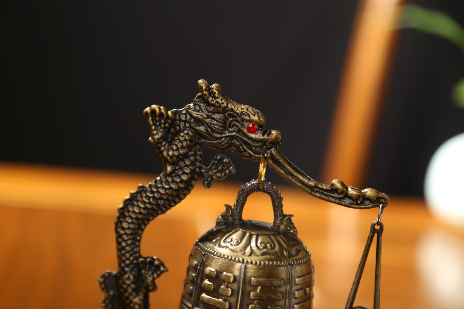 厂家直销 青铜器合金八卦编钟撞钟摆件 仿古旅游工艺品家居