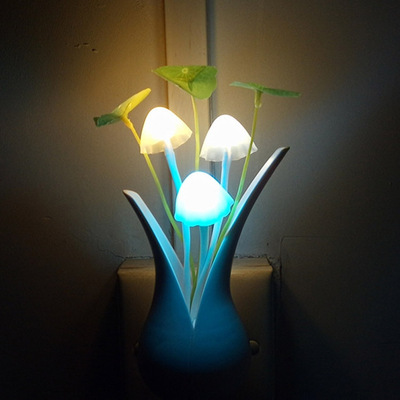 创意大花瓶七彩蘑菇led插电小夜灯光控感应节能床头灯 活动礼品