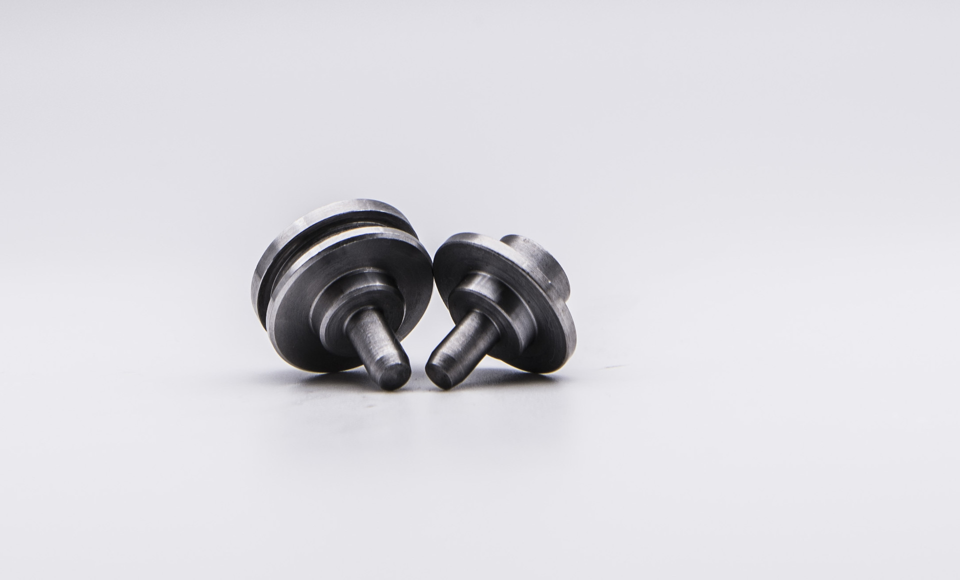 厂家定制加工销售各型碳钢不锈钢 精密弹簧座液压零配件