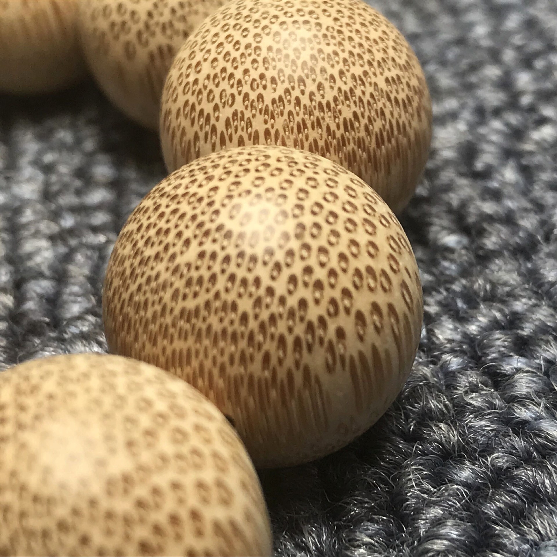 天然龙血金丝竹老楠竹圆珠佛珠手串 龙鳞满鱼籽纹棕竹木质工艺品