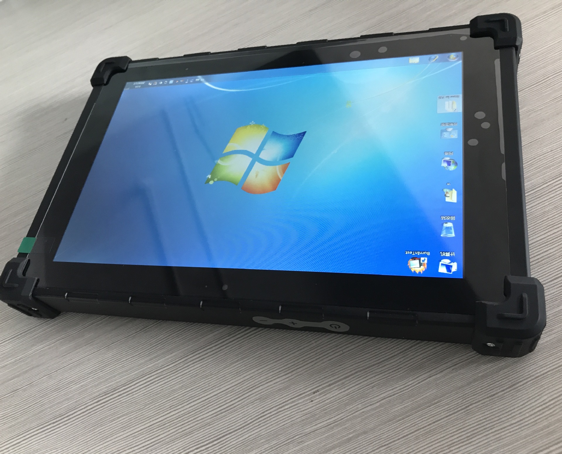 1寸 e10 ip65加固宽温手持平板电脑windows 7/10,linux系统