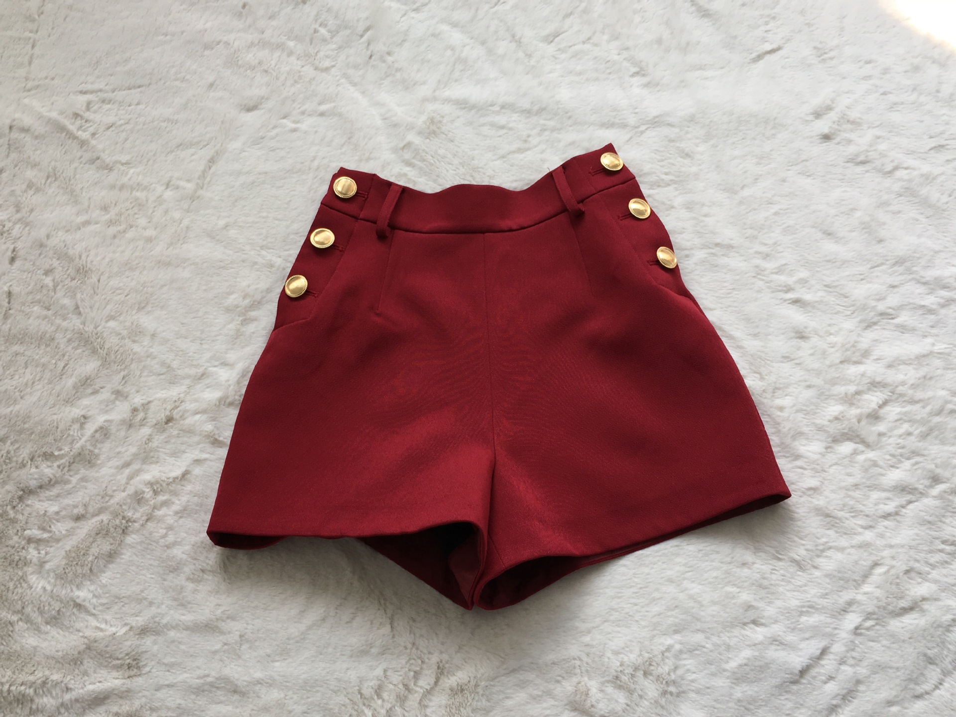 ds家2018春夏新款 日系百搭高腰修身金色纽扣南瓜裤短裤