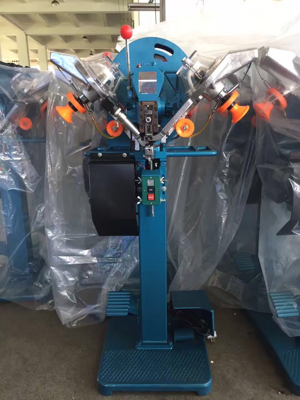 全自动打扣机 五爪扣打扣机 全自动铁扣打扣机 全自动打钮机