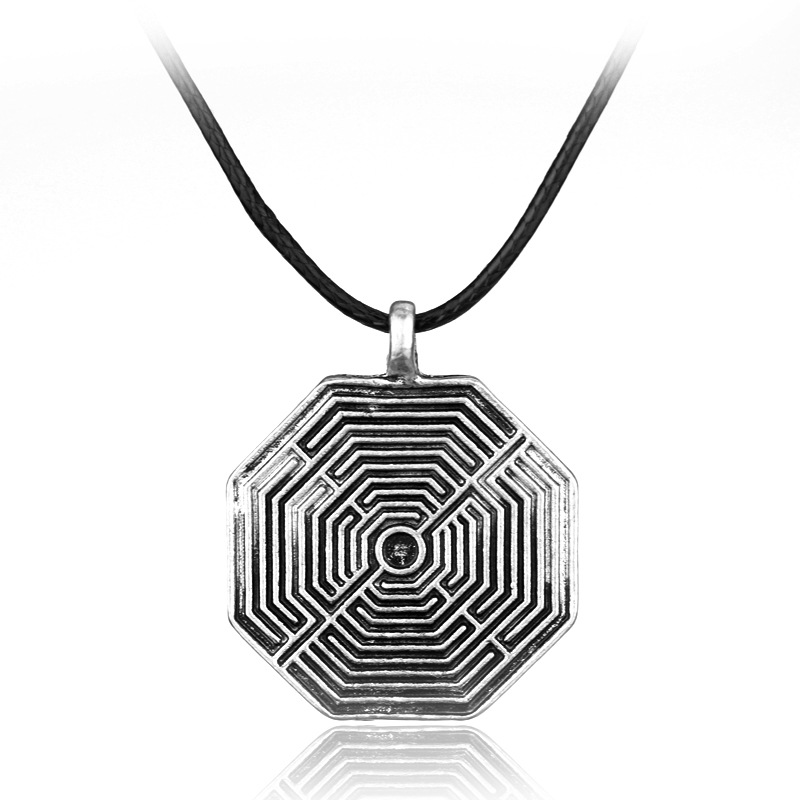 欧美大牌复古八卦迷宫吊坠锁骨链影视同款项链速卖通外贸饰品批发