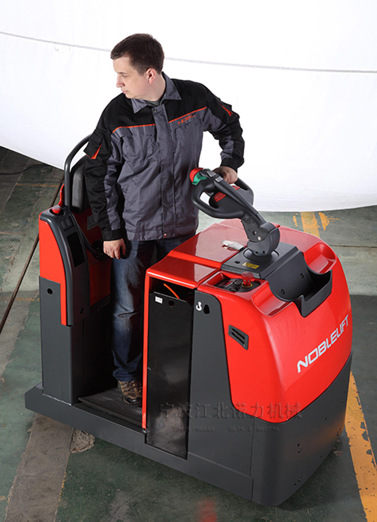 电动牵引车诺力t30 小型站驾式牵引拖头 3吨牵引挂车 电动拖头