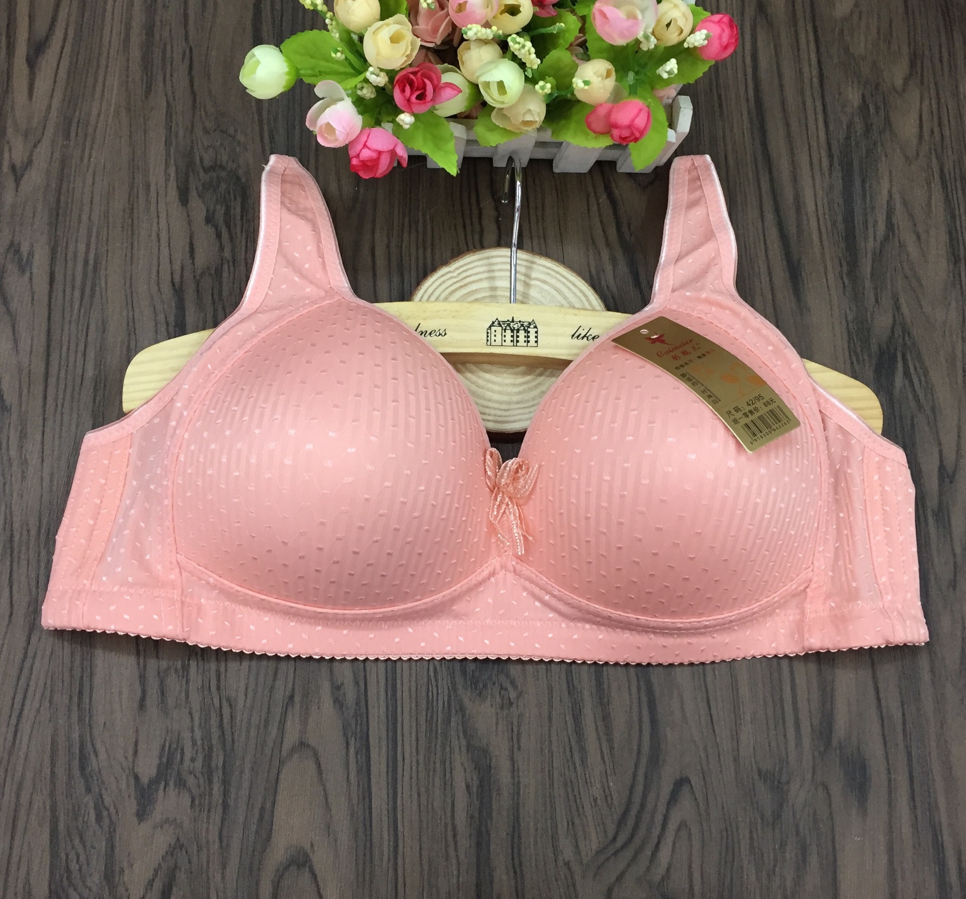 彩魅儿833#c杯薄款舒适满天星提花无钢圈妇女内衣 后三排三扣文胸