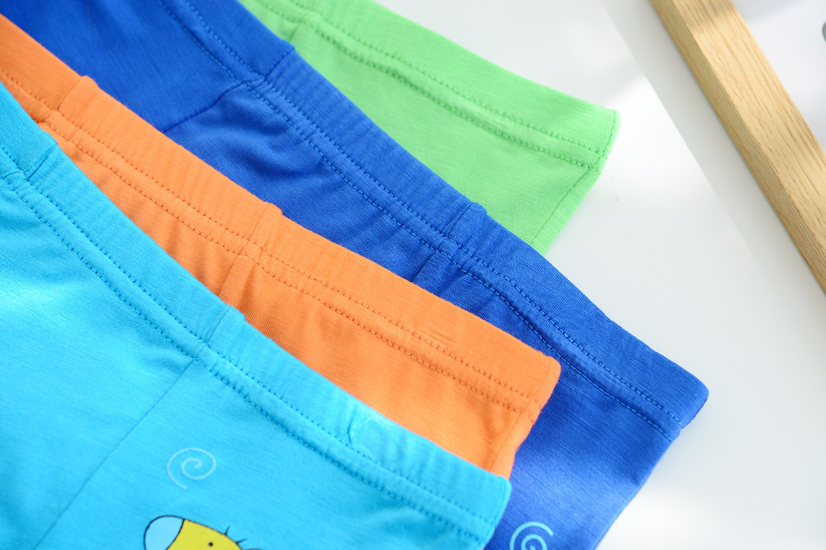 新款长颈鹿儿童内裤 莫代尔男童平角裤 儿童内裤平角裤厂家批发