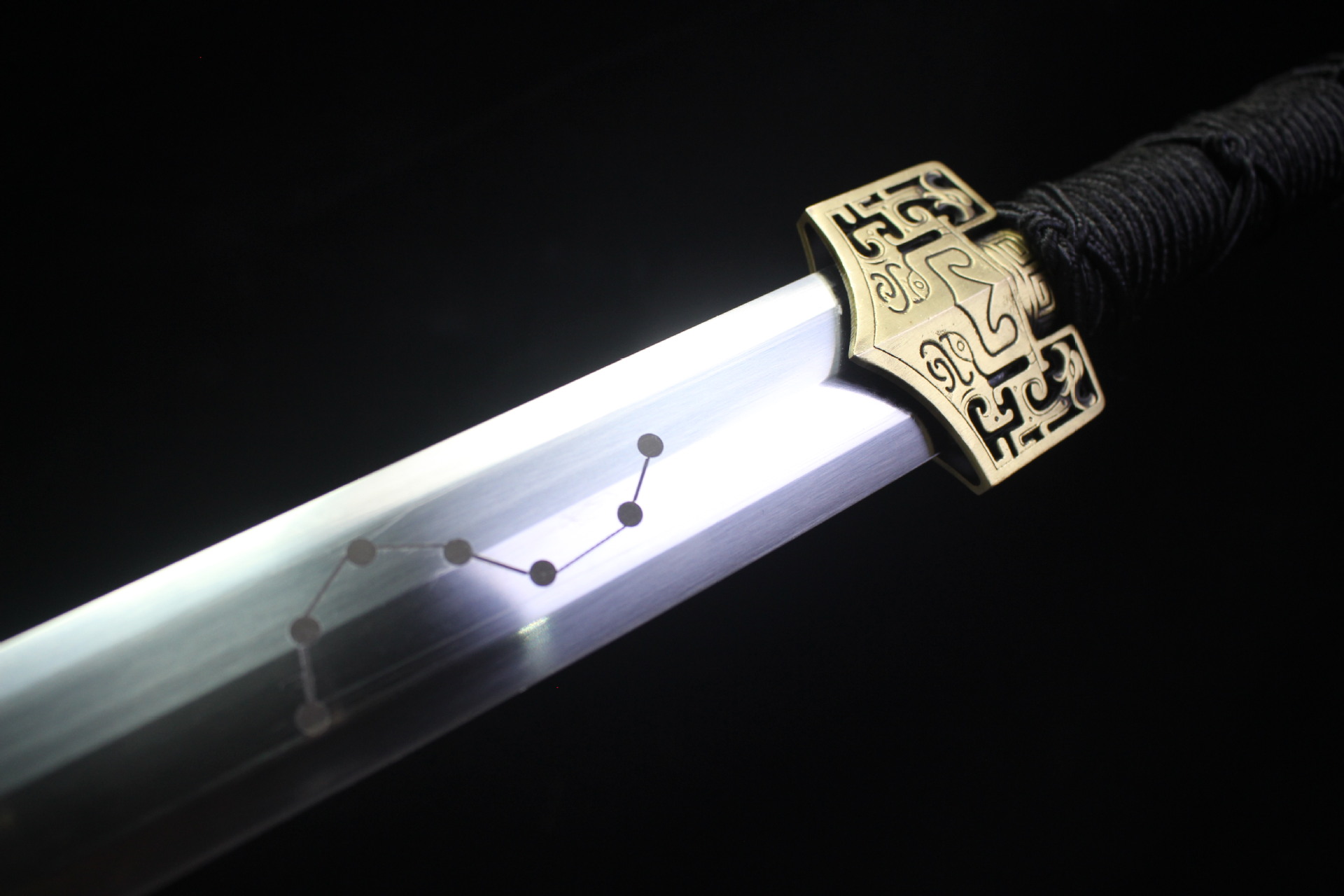 一件代发龙泉刀剑七星汉剑八面弹簧钢长剑硬剑唐剑厂家直销未开刃