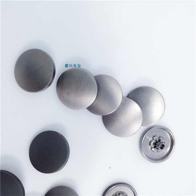 供应17mm光面黑色哑光锌合金四合扣 拉丝纽扣 冬季棉服用扣