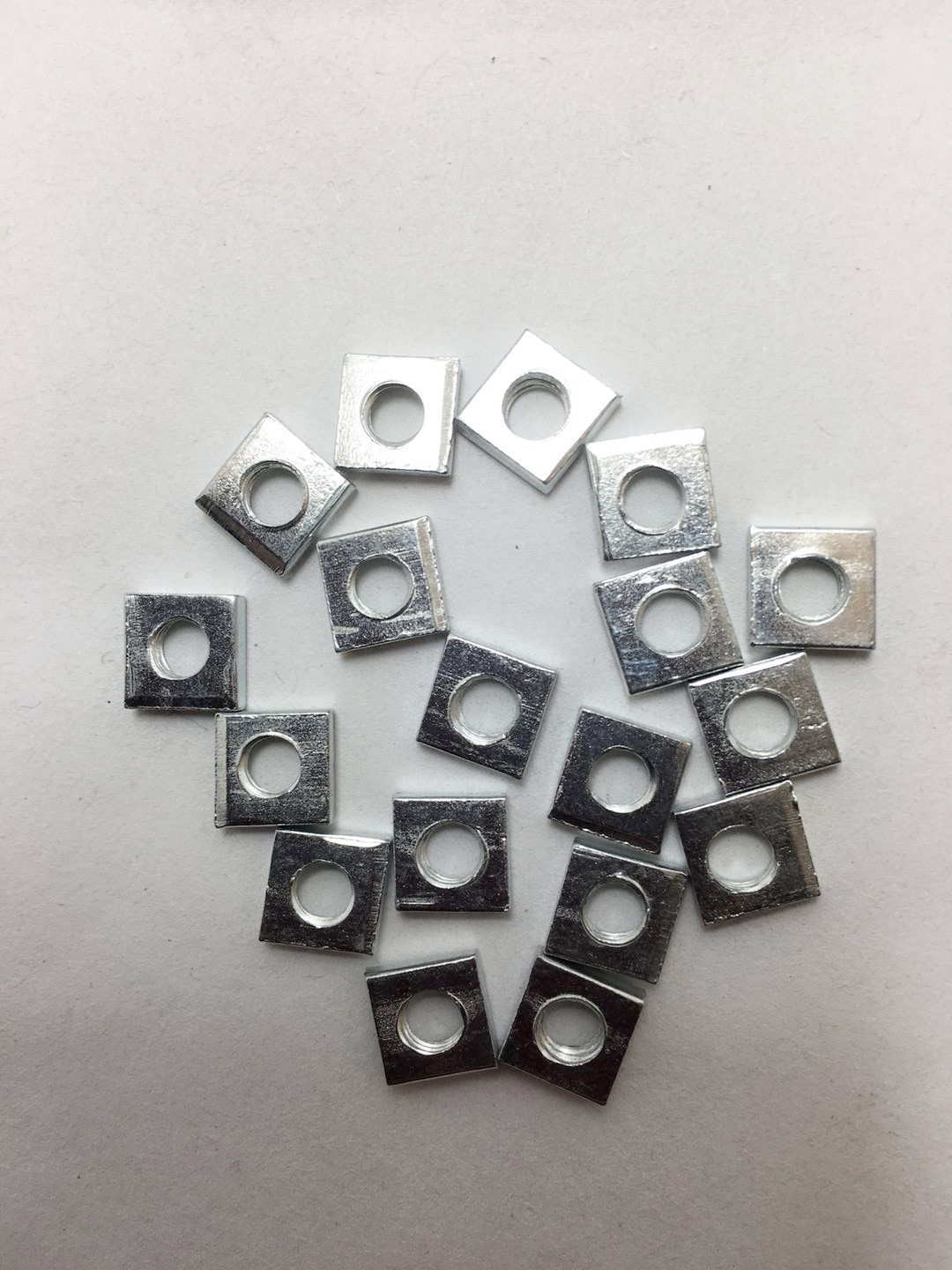 温州厂家专业生产冲压四方螺母长方型螺母方螺母四方螺帽焊接螺母