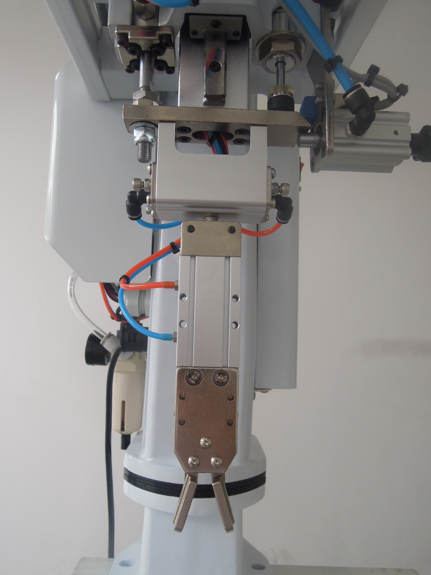厂家直销高品质650单臂机械手 余姚慈溪特供