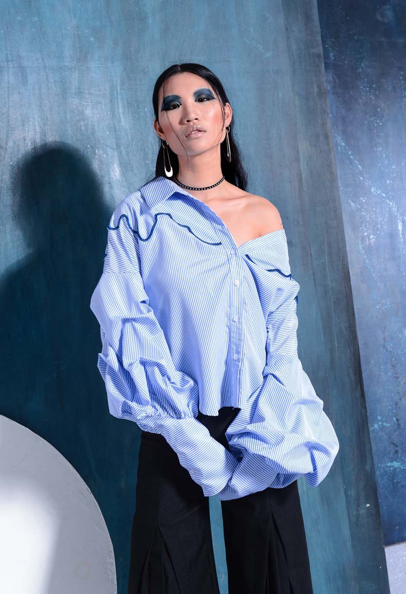 2018夏季新款 欧洲站 条纹鸡腿袖泡泡袖宽松版露肩长袖衬衫衬衣