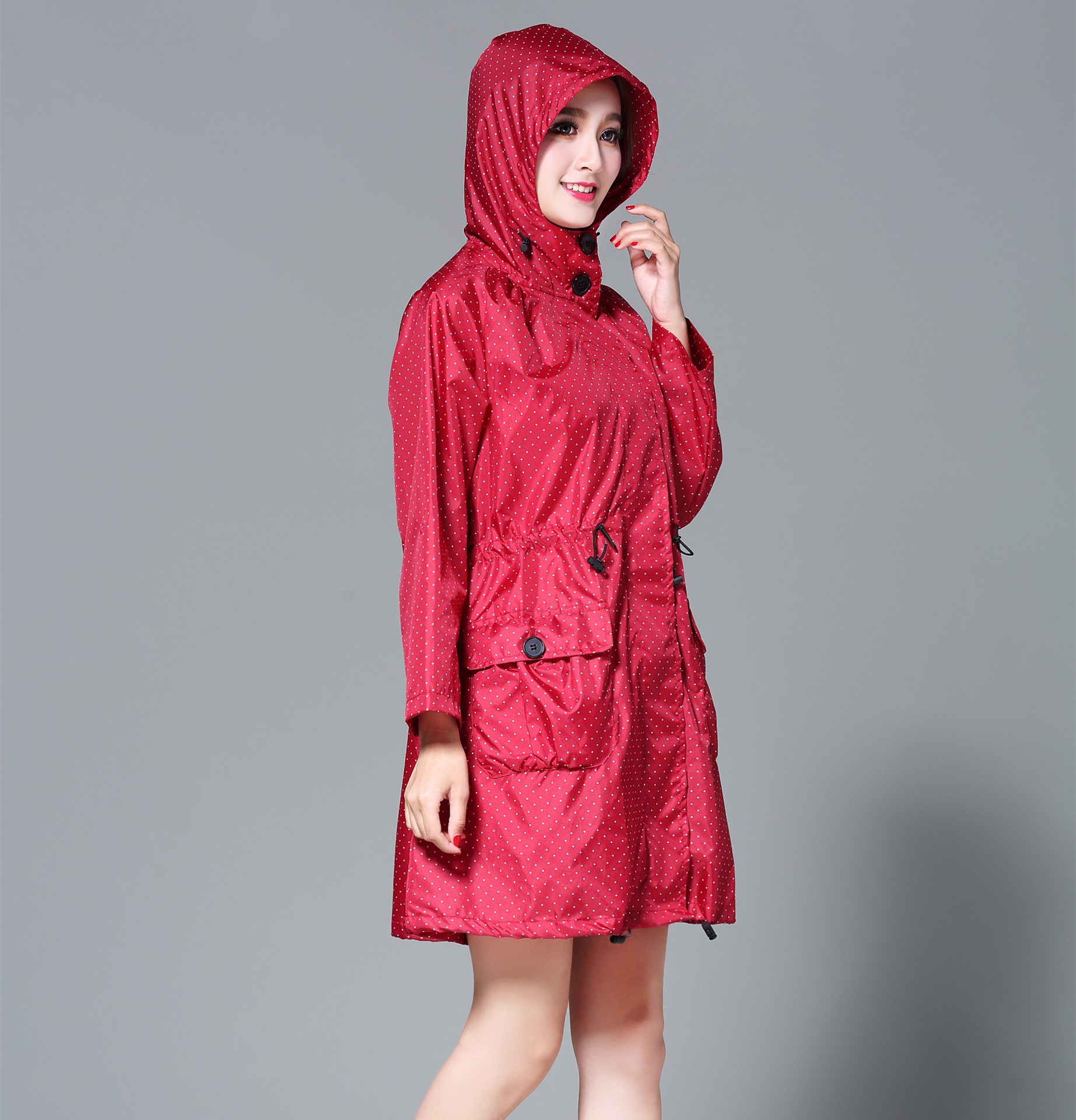 亚马逊 速卖通供货 厂家直销代发 时尚轻薄雨衣 抽绳中长款 徒步