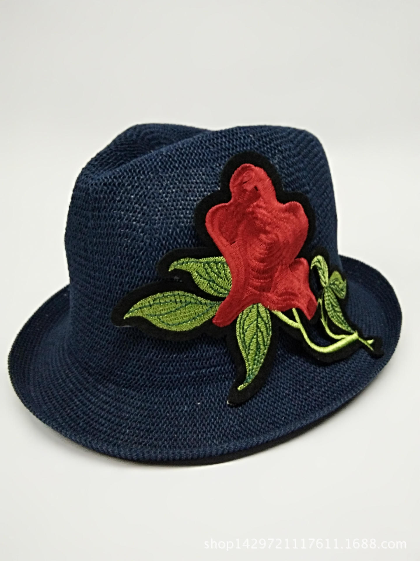 云南民族风绣花帽子 杨丽萍风格帽子 刺绣绣花鸭舌帽休闲旅游女帽