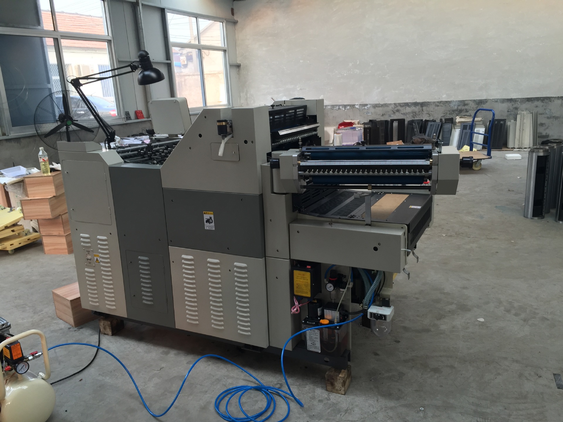 高性价比打码胶印机jw47np-z