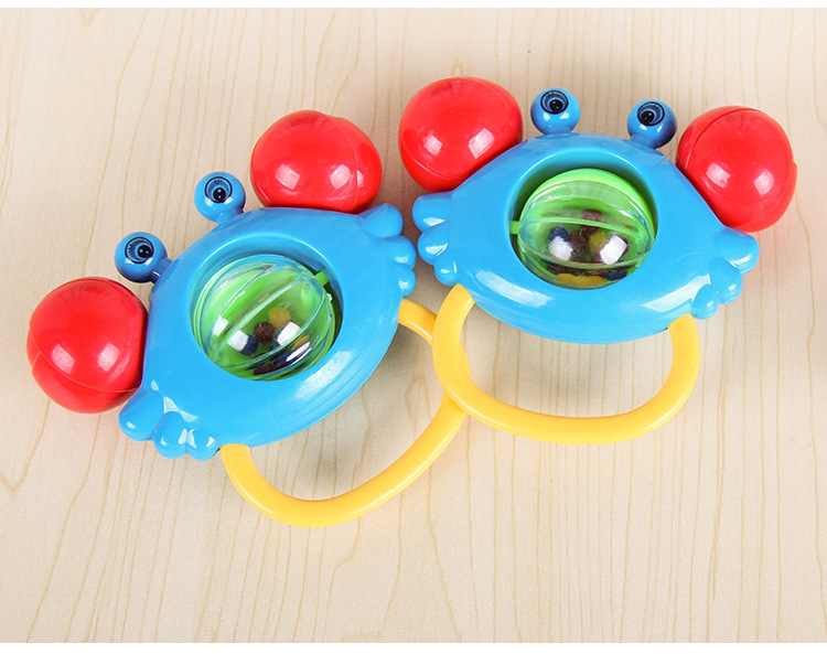 婴幼儿响铃玩具宝宝益智早教铃铛新生儿手摇铃螃蟹手抓球批发