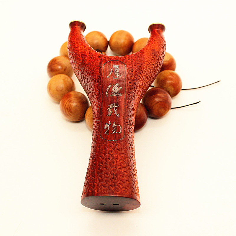 弹弓厂家直销雕刻实木弹弓把铜头红木弓架飞虎扁皮弹弓配件