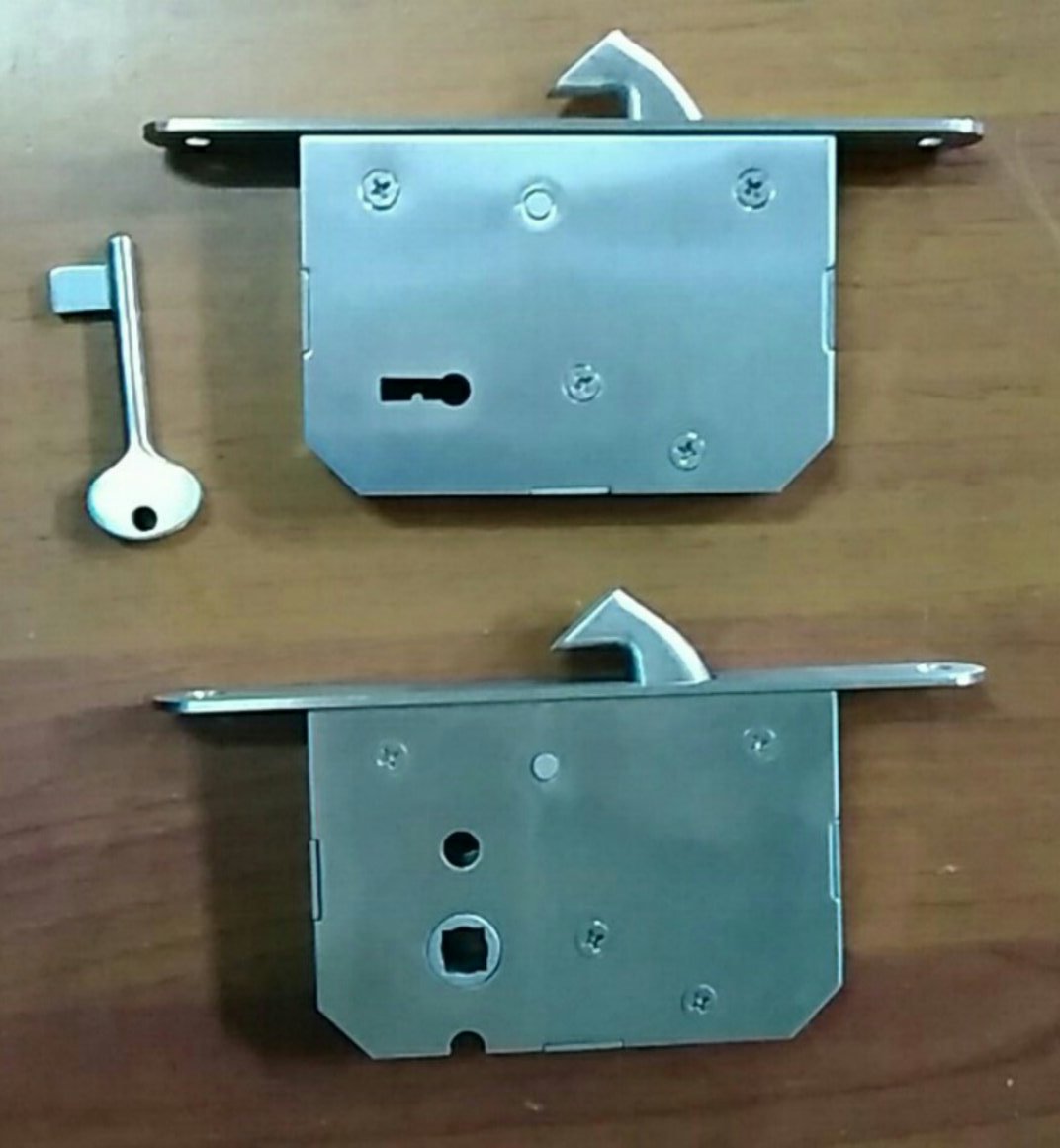 不锈钢移门勾锁碰锁 推拉门钩锁门类配件厂家直销