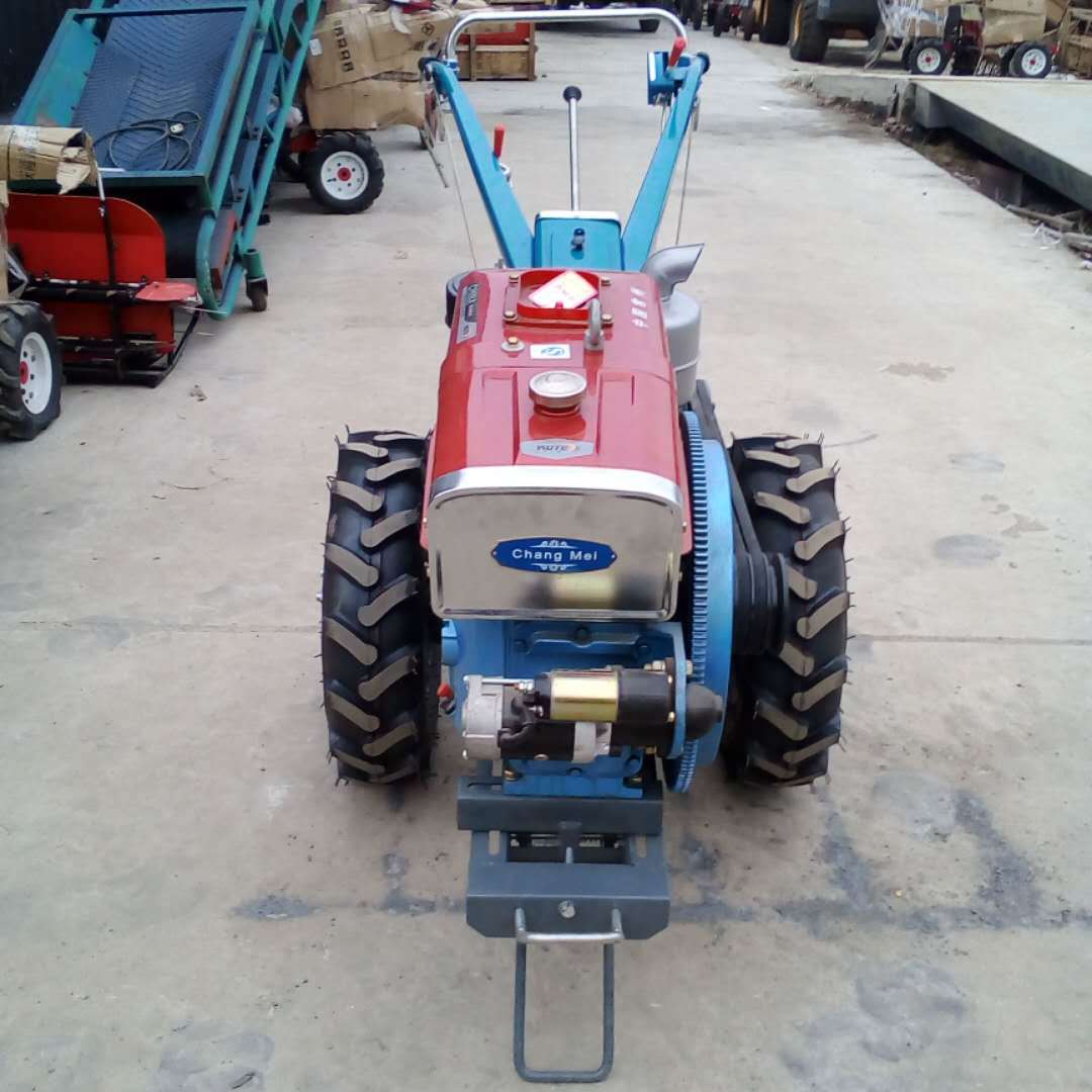 手扶拖拉机带的开沟机20马力农用拖拉机