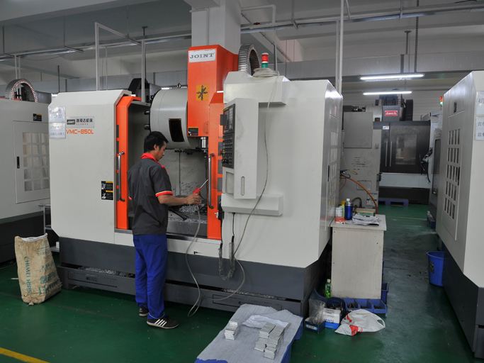 cnc电脑锣对外加工 宝安西乡 2米大型各种五金板