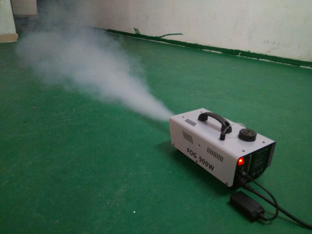 汽车雾化消毒机 恒温 900w烟雾机 舞台烟雾机 演出特效烟雾机