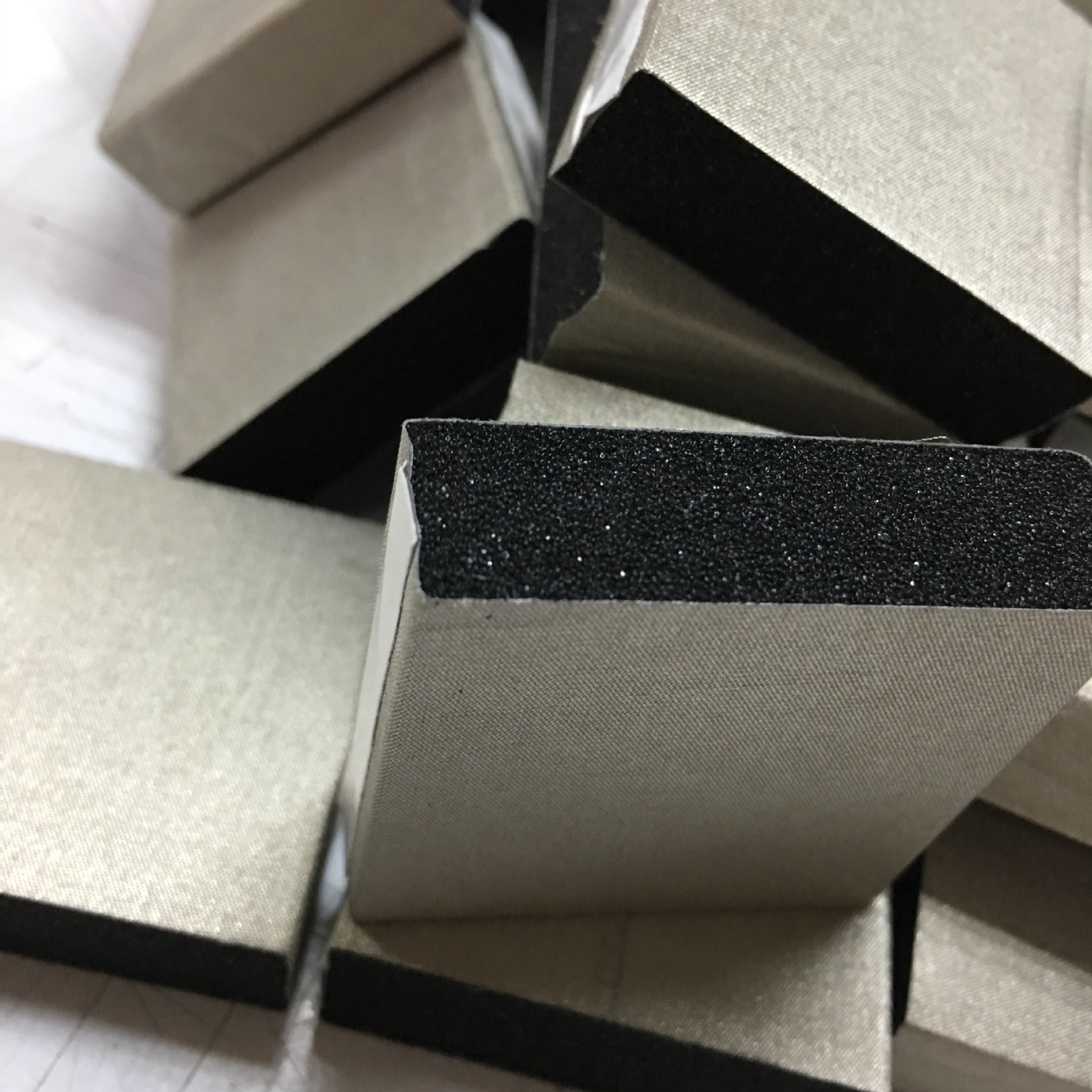 各种形状触摸泡棉 导电泡棉 全方位 耐磨抗温 按键泡棉 导电强