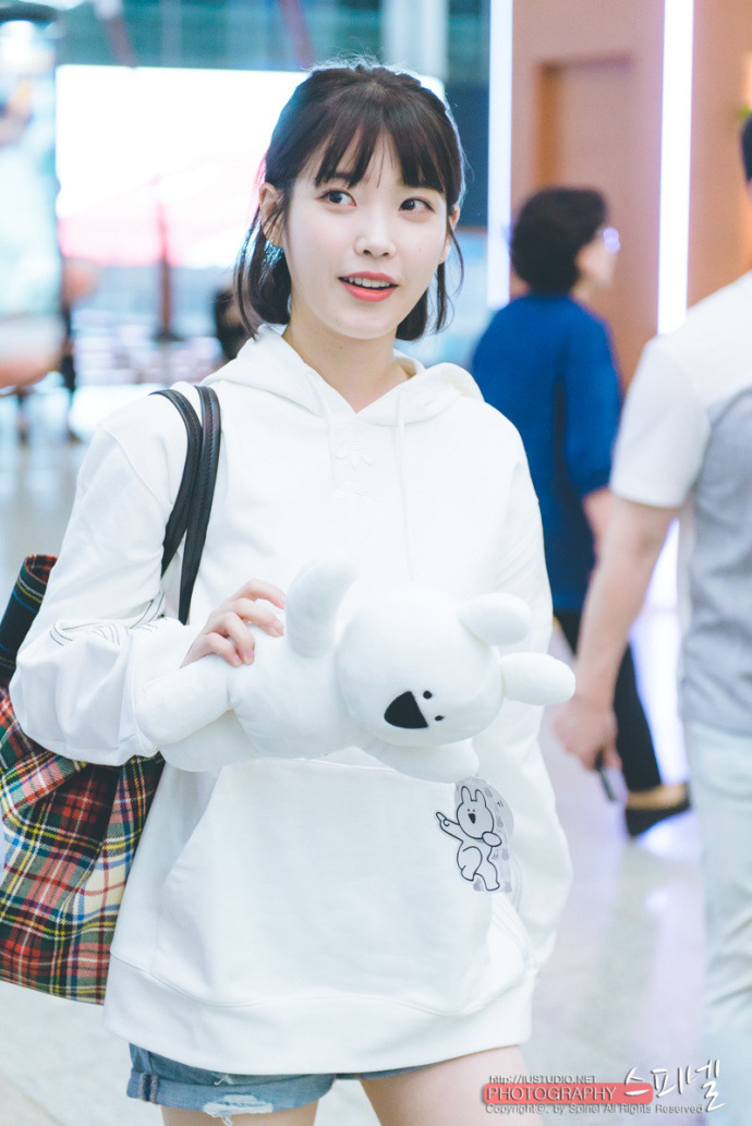 iu李智恩同款宽松卫衣潮款韩版白色套头长袖连帽休闲百搭卫衣外套