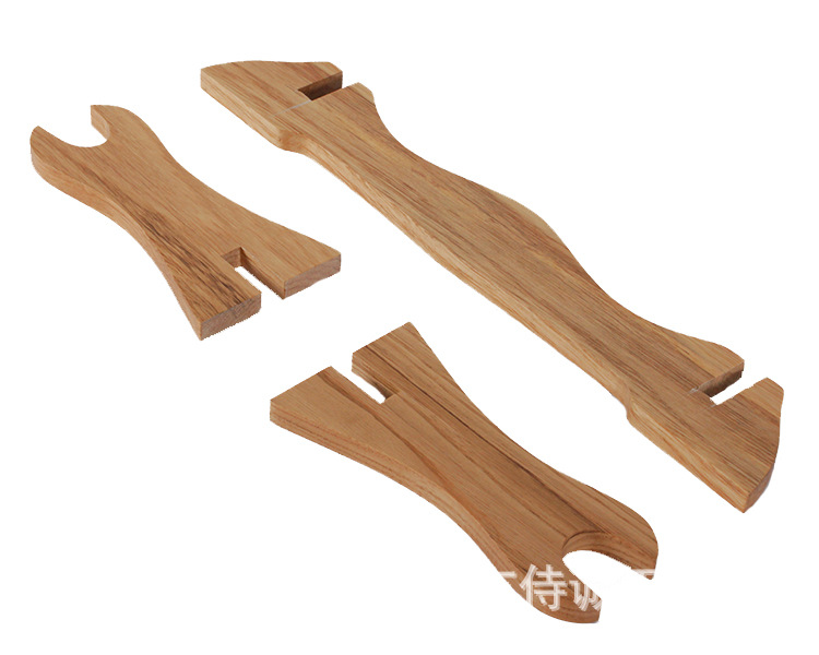 宽8cm   高30cm   材  质:榆木   颜  色:原木色   用  途:刀剑兵器摆