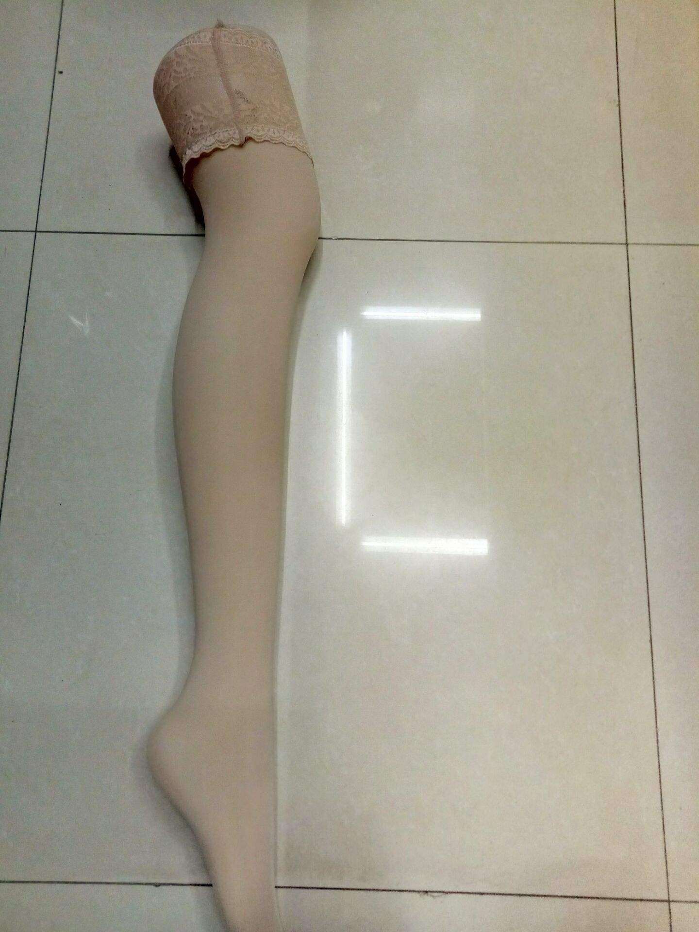 2017秋冬新款丝袜超薄防勾丝黑肉色长筒袜防滑透明大腿袜批发