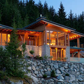 云南木屋樟子松重型木制住宅别墅酒店防腐阻燃小木屋木头房子