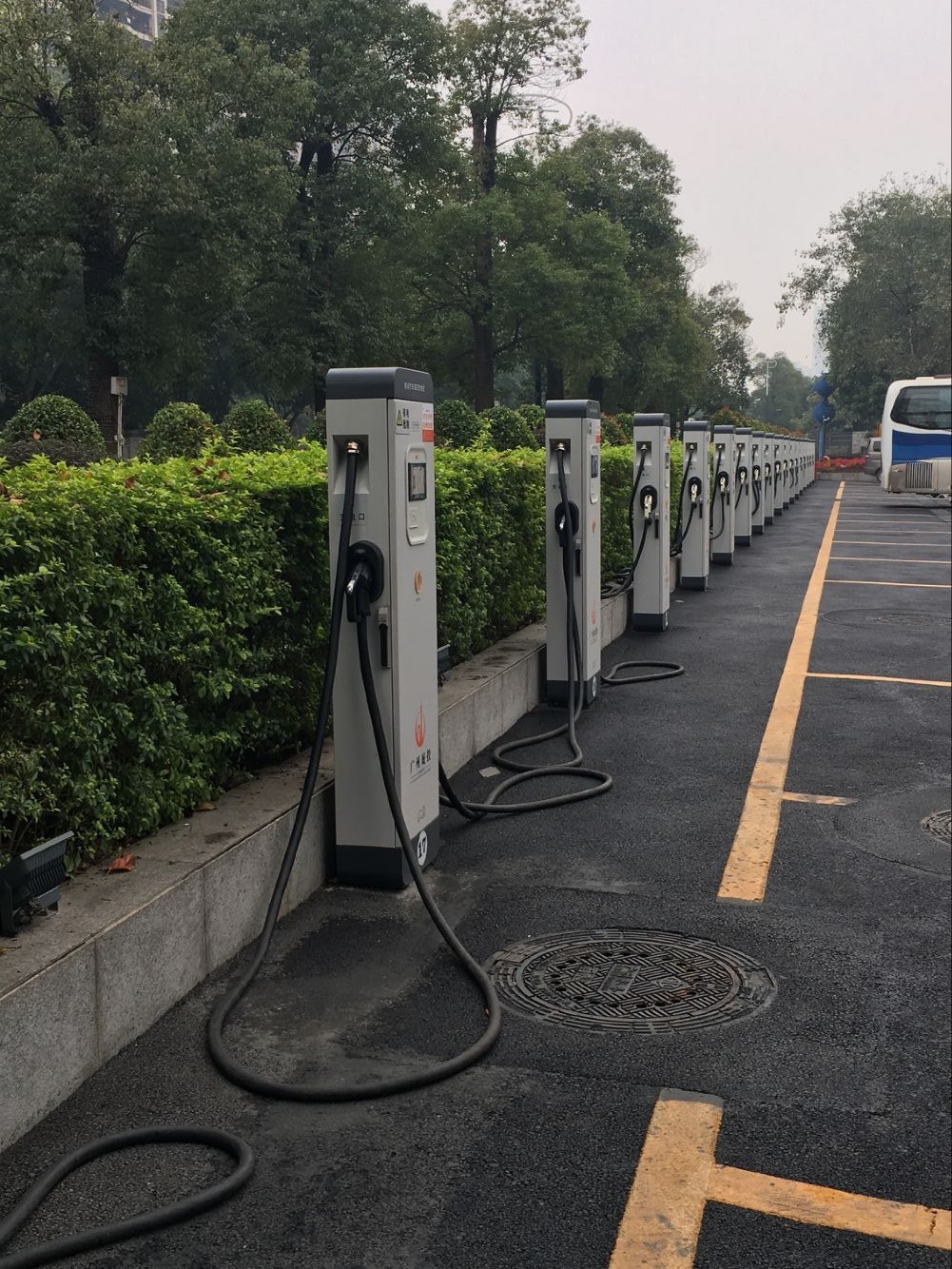 暴雨天时充电桩会漏电吗 - 阿里巴巴商友圈