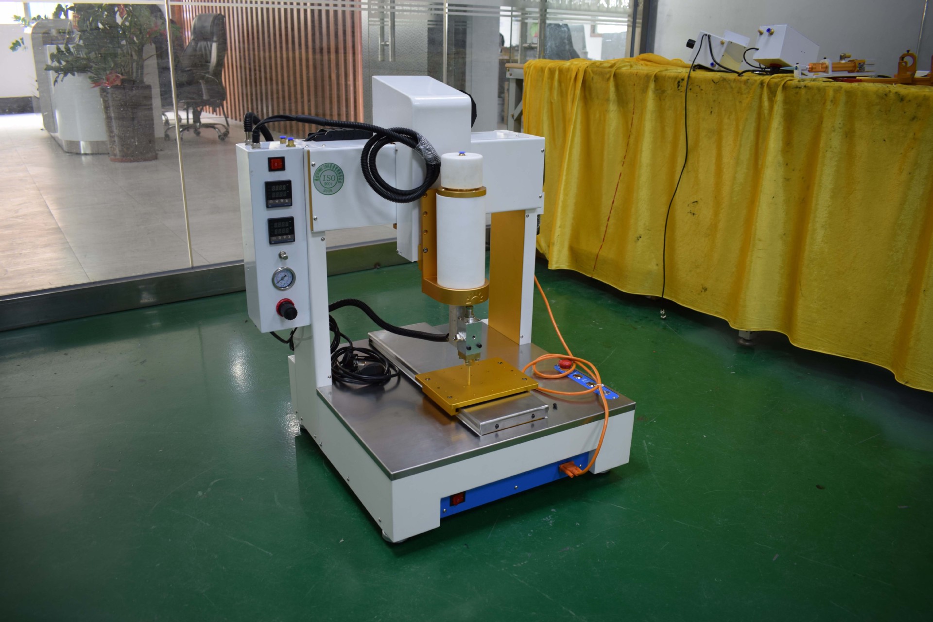 自动点胶机_供应 桌面式自动点胶机运动 高精度三轴平台3a661 - 阿里