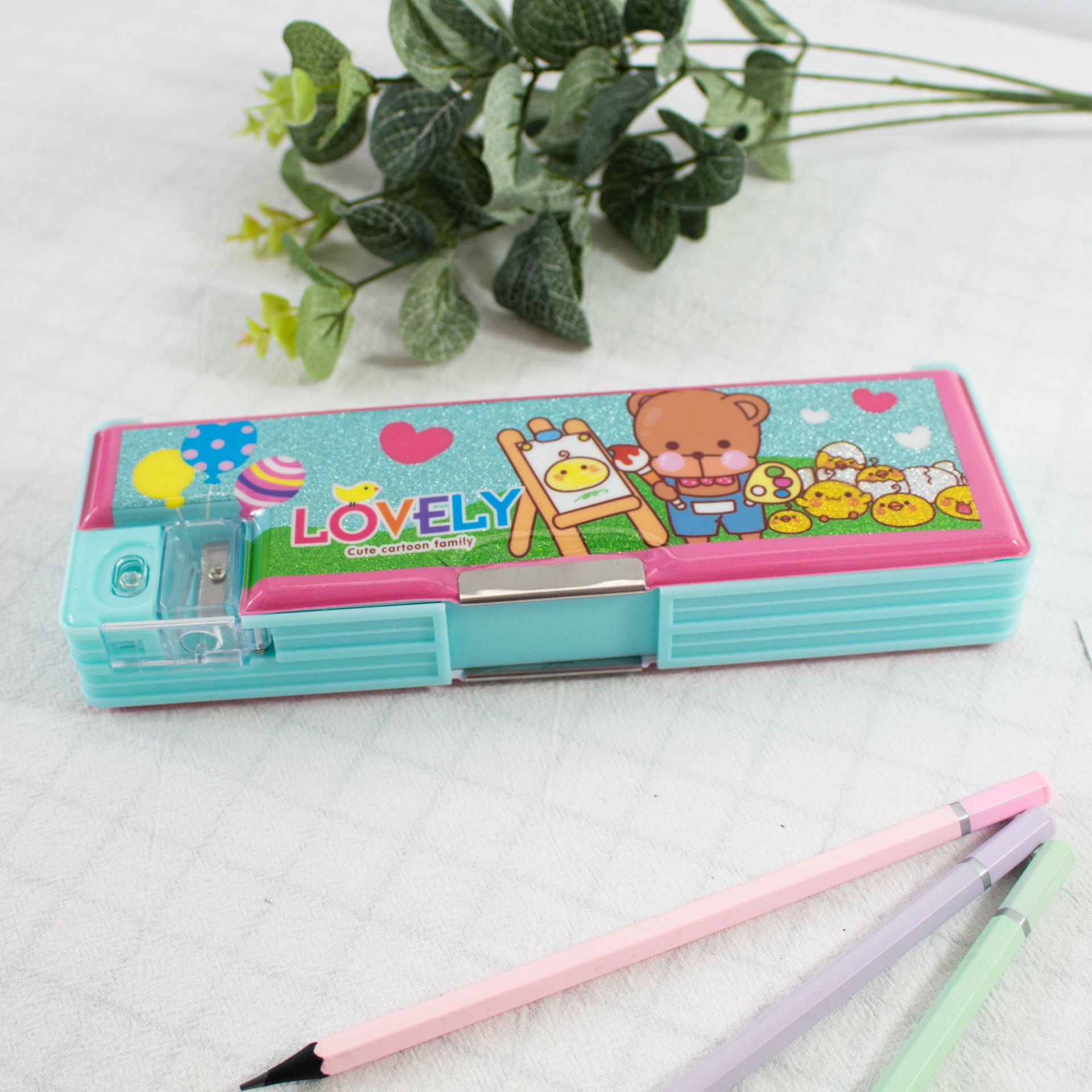 新款卡通小学生多功能文具盒塑料儿童创意荧光铅笔盒文具厂家定制