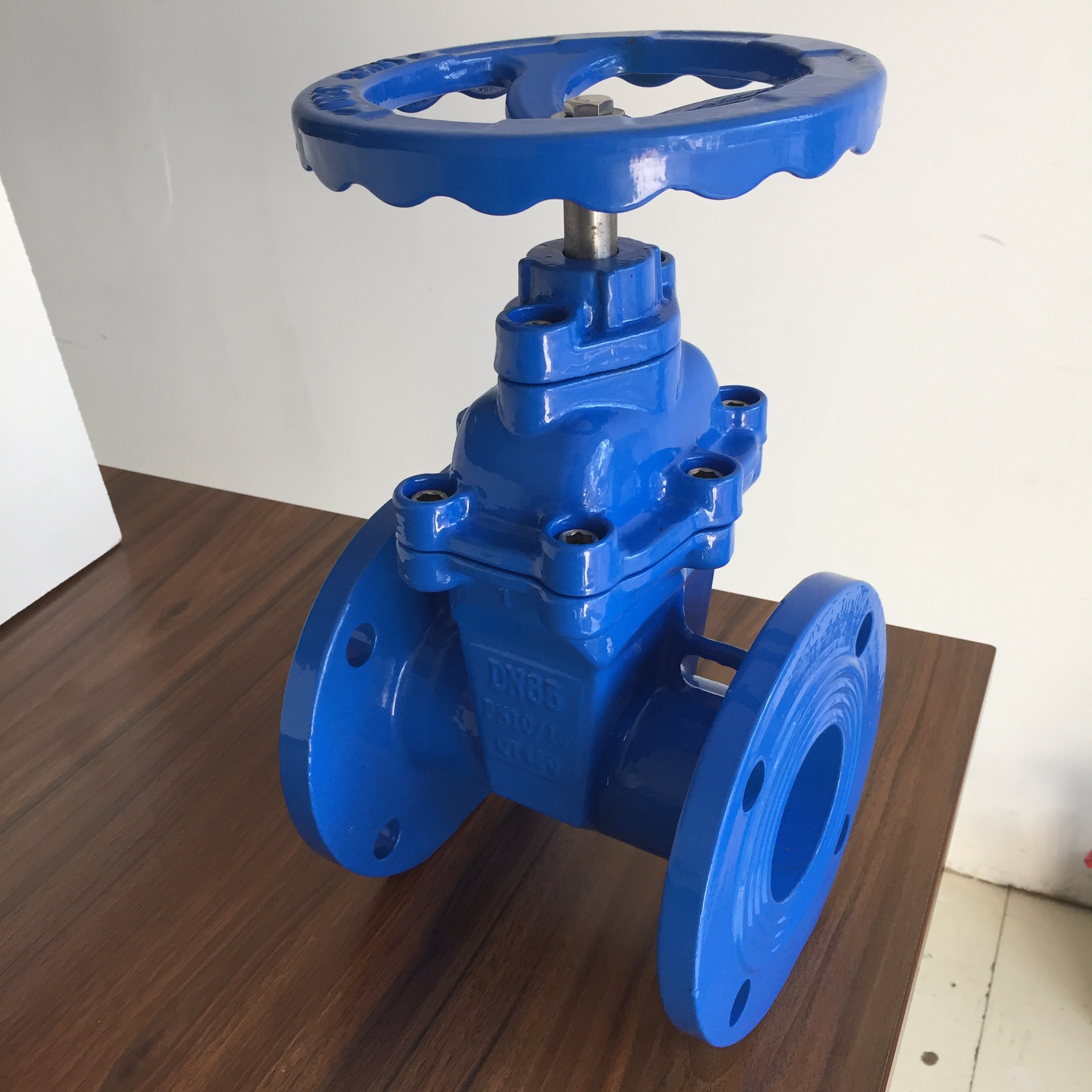 供应软密封暗杆法兰闸阀 bdz45x-16q 软密封闸阀 暗杆闸 法兰闸