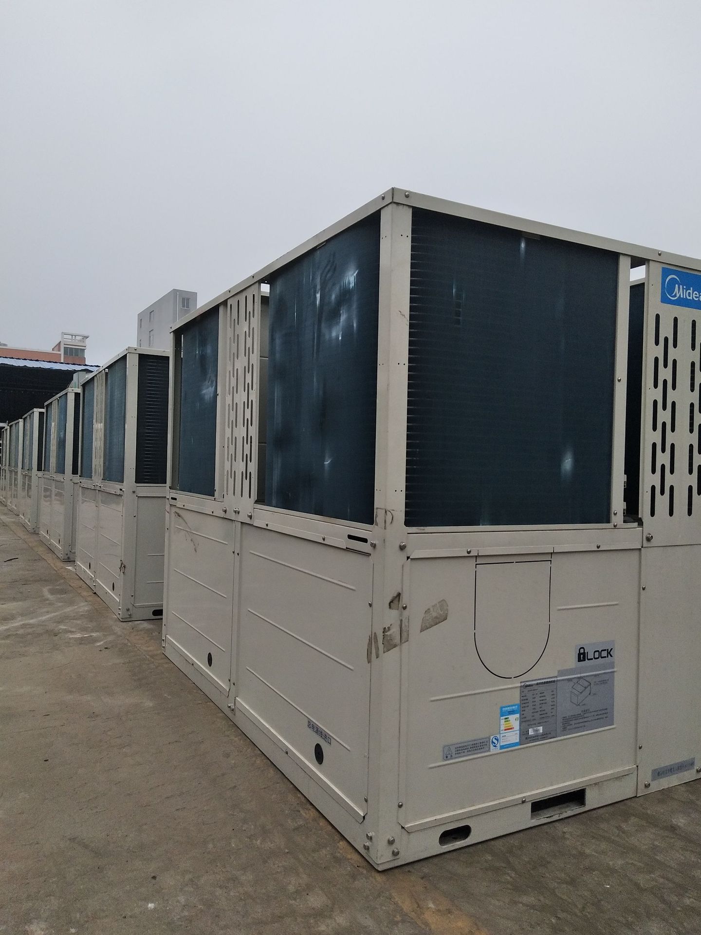 库存全新美的130模块出售lsqwrf130m美的风冷热泵模块机中央空调