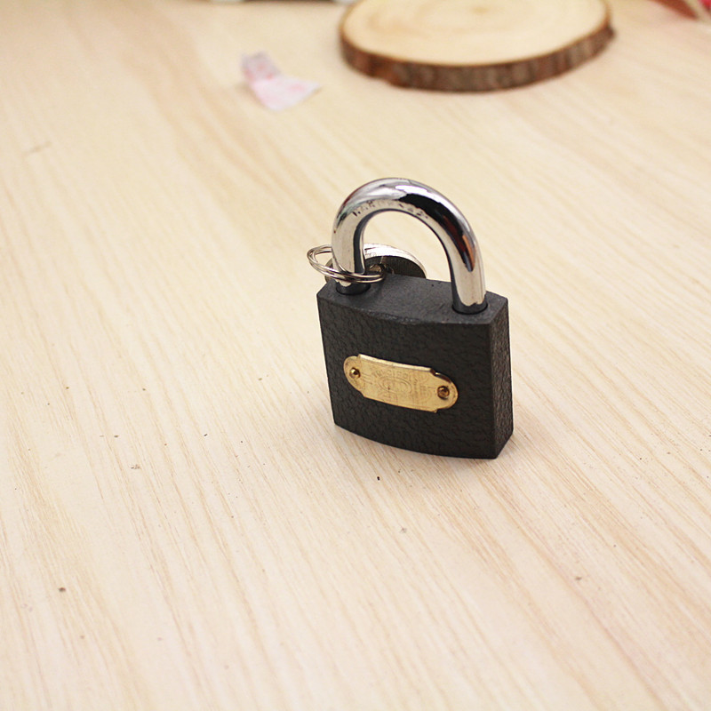 批发正品三环挂锁防盗锁 小锁柜门锁50毫米三环锁批发纯铜芯