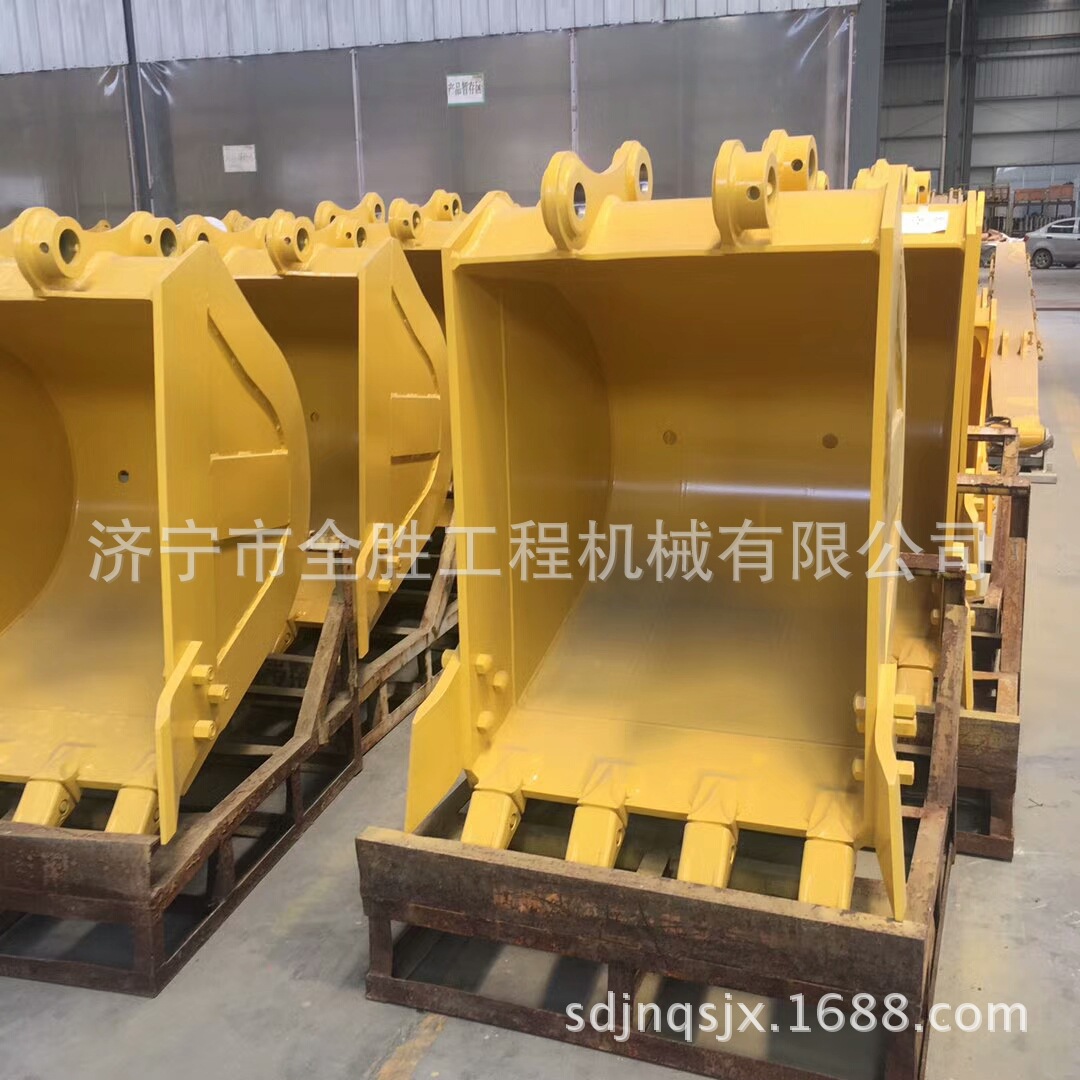 mmexport1512143296516