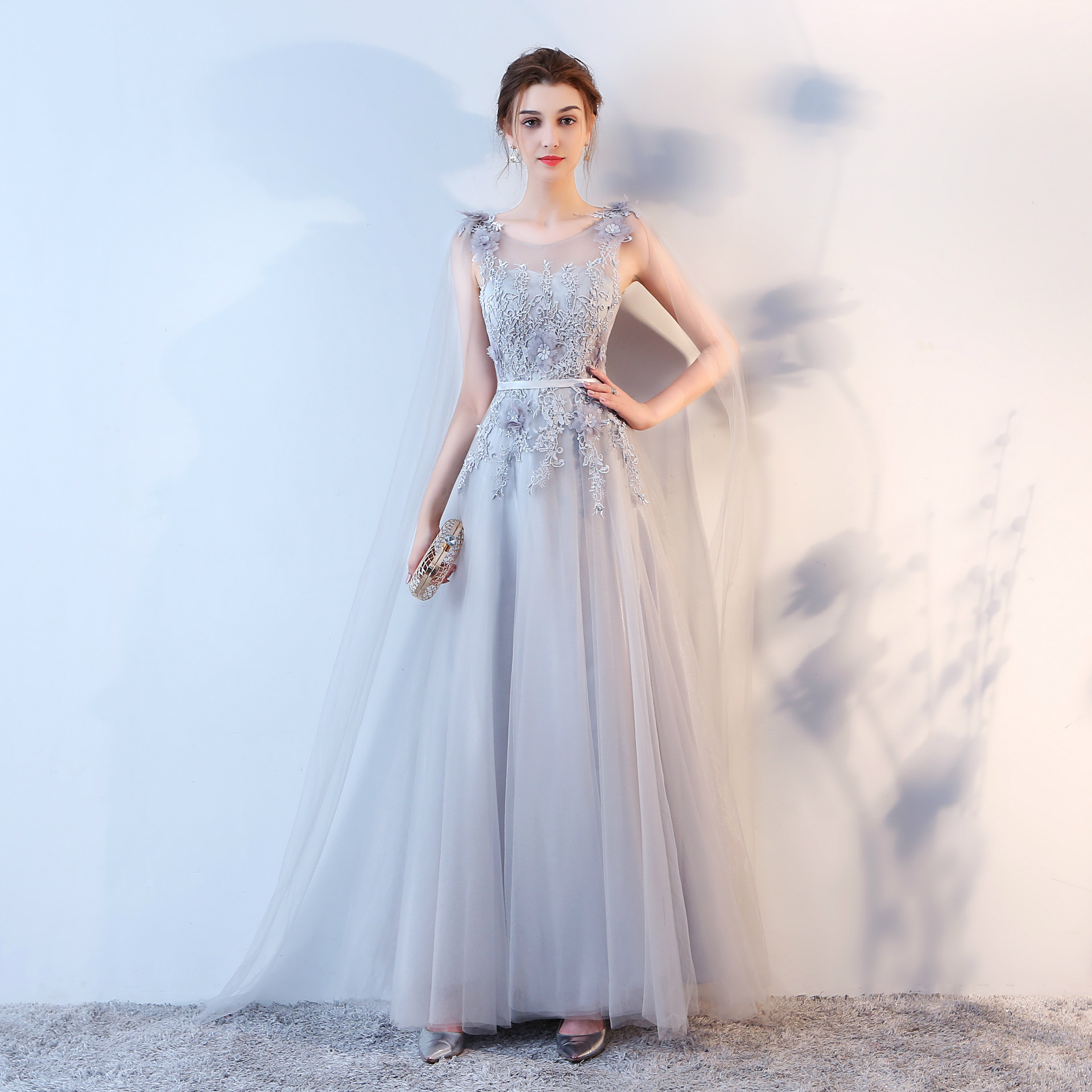 color=red>公主 /font>甜美 font color=red>成人 /font>礼连衣 font