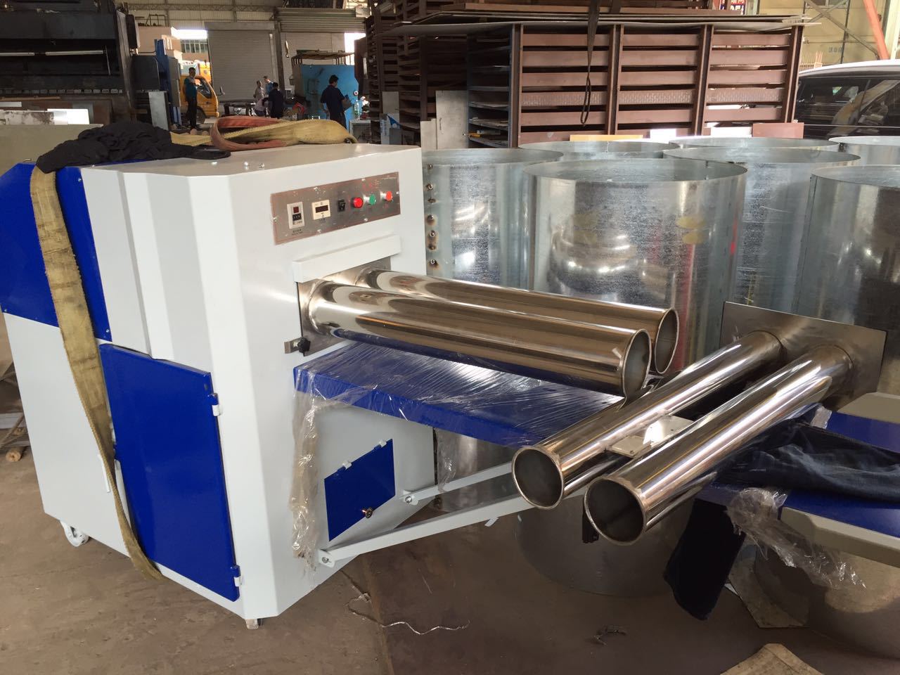 快速电动翻裤袜机 电动翻袜子机反裤机 电动翻裤袜机 翻裤机