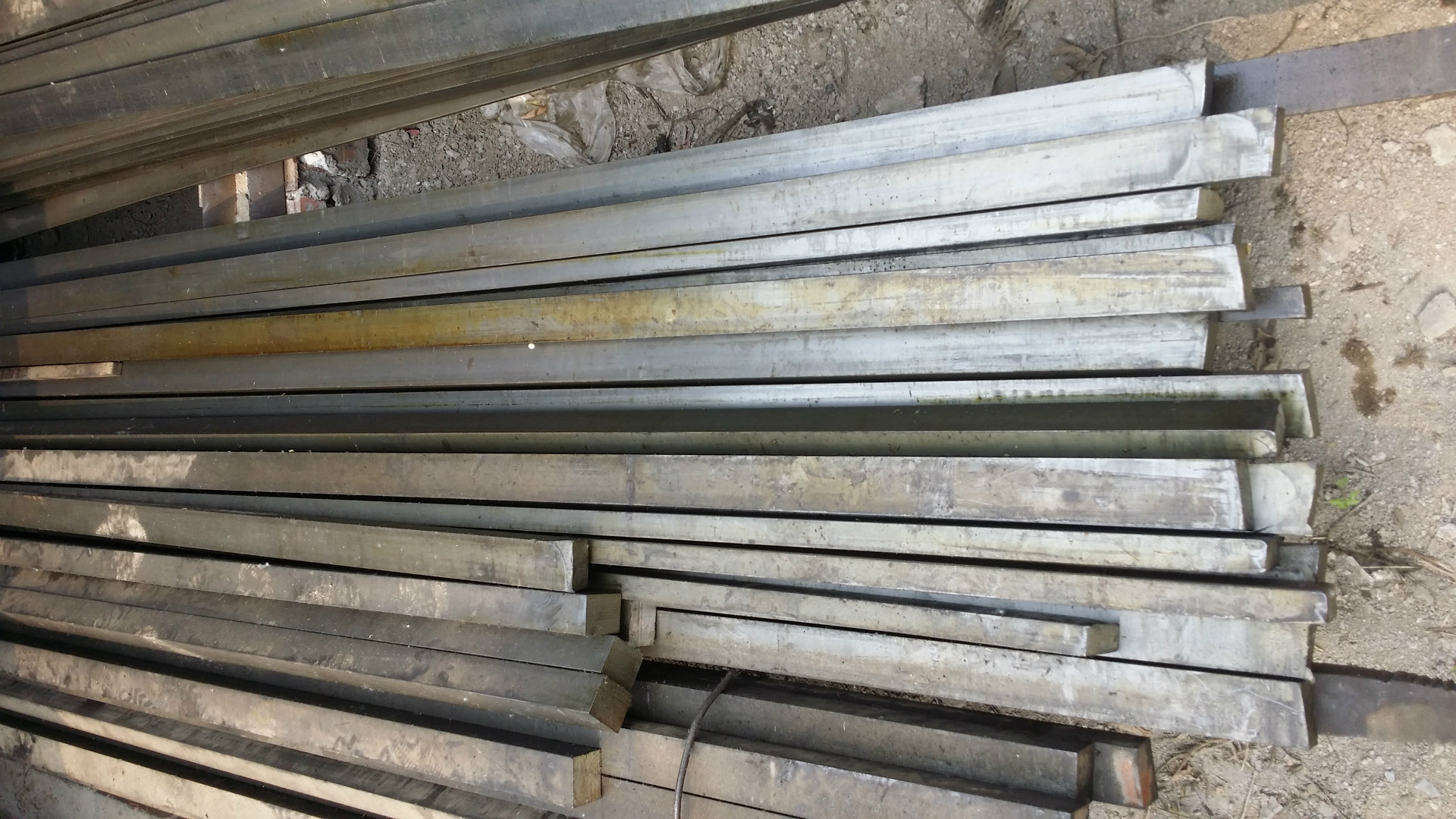 厂家直销接地极用扁钢 现货q235c扁钢可定制16mn纵剪冷拉扁钢