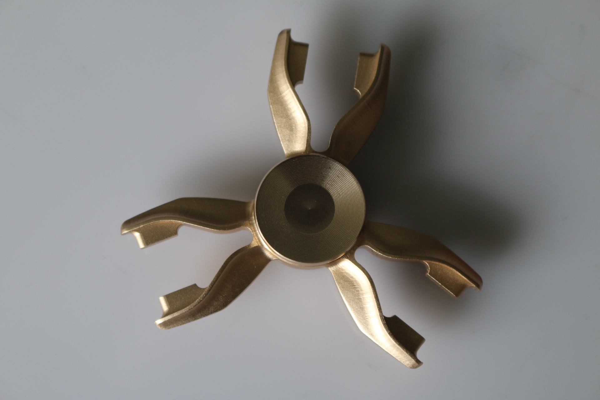 精密五金锻造件指尖陀螺铝合金件cnc铣床数控车床加工