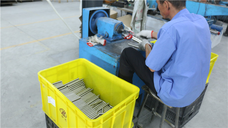 不锈钢管切管加工弯管加工开孔加工线割加工东莞不锈钢管加工厂家