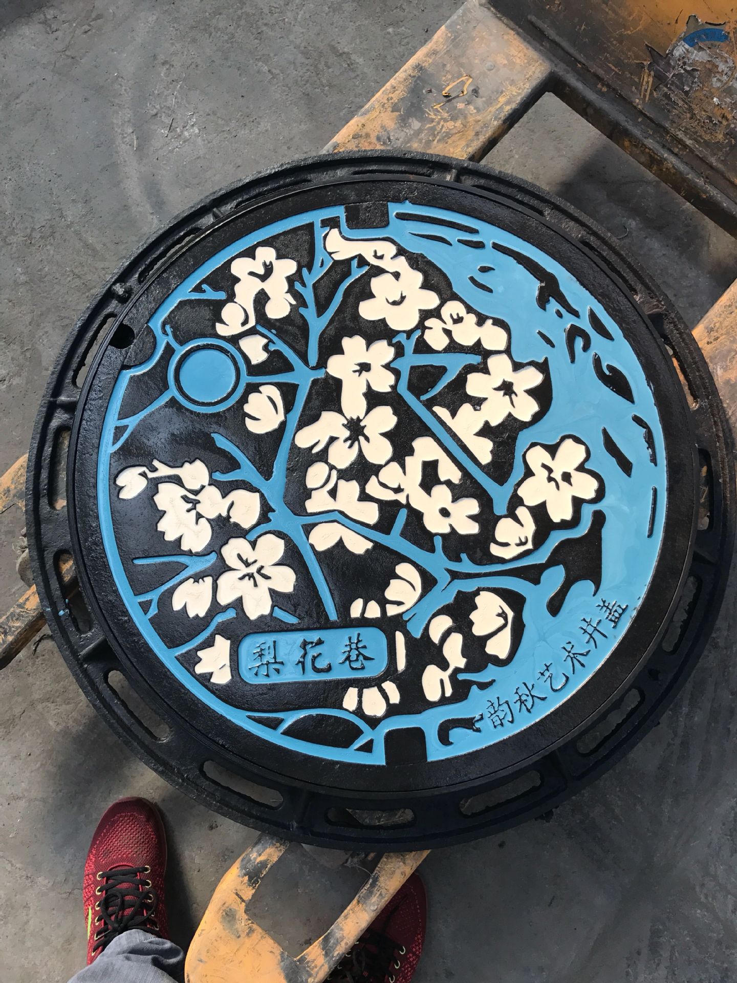 北京设计图案 文化彩绘 艺术沙井盖 个性球墨铸铁井盖