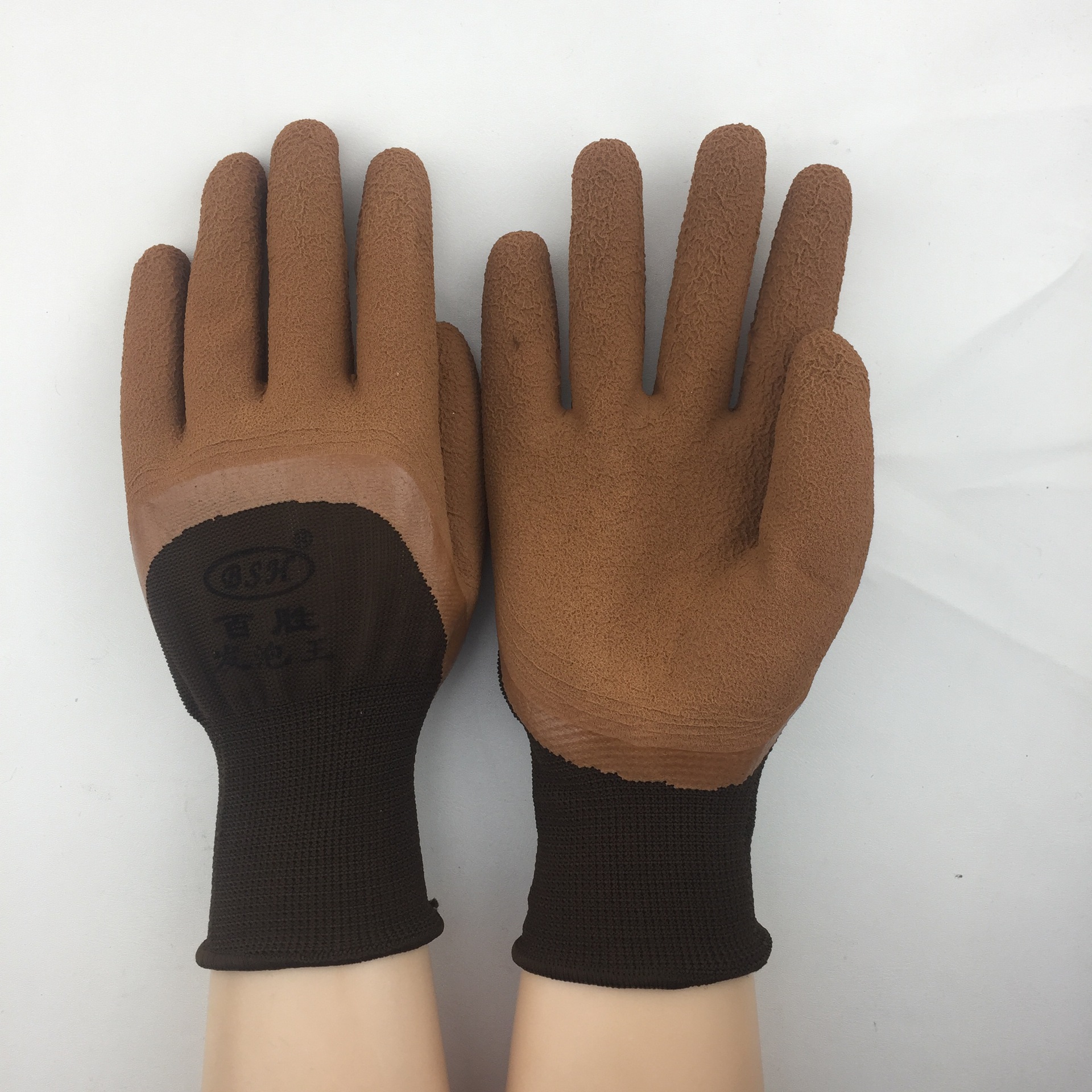 13针咖啡尼龙乳胶发泡劳保手套浸胶耐磨防滑舒适透气批发半挂