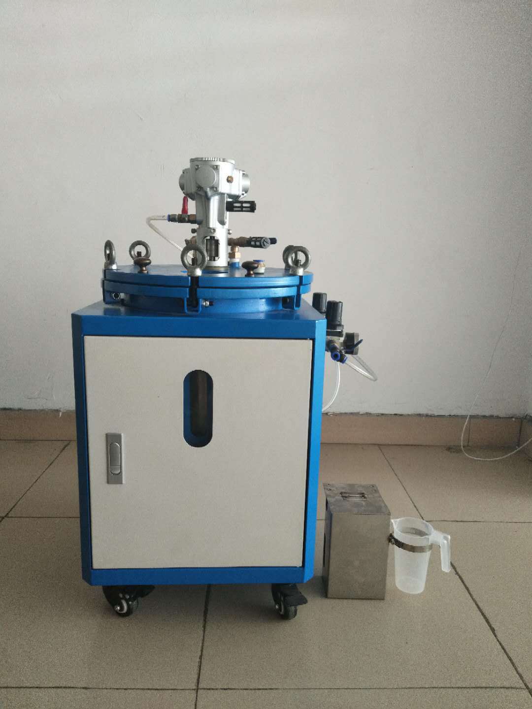 刷胶机气动式刷胶机中底刷胶机鞋垫帮脚刷胶机可配备46个工位