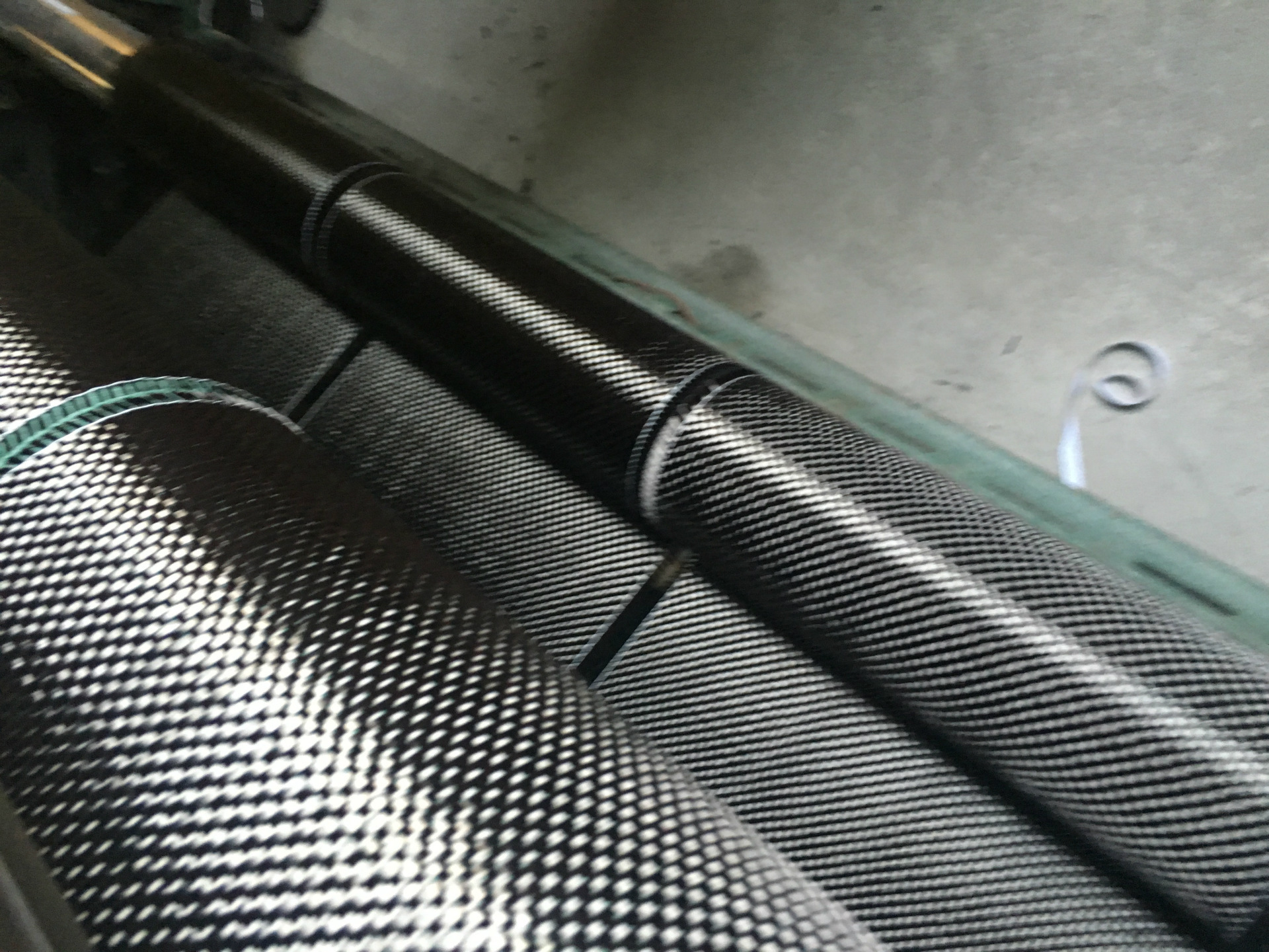 生产碳纤维布1k3k6k12k导电碳纤维布加固碳纤维布拿样建筑料