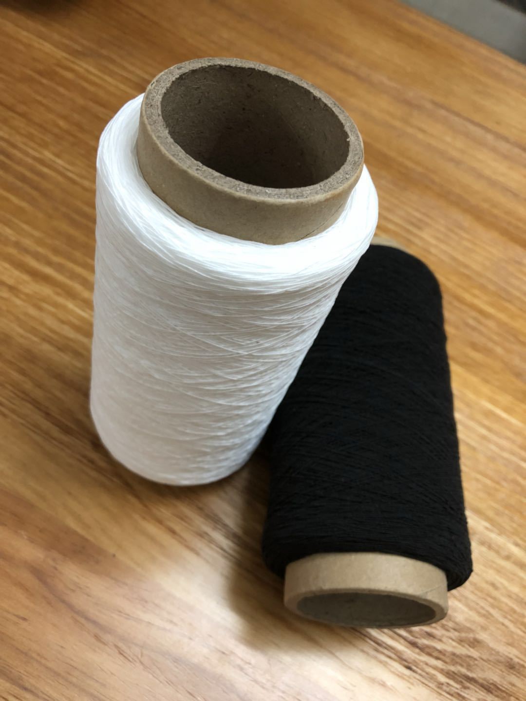 批发氨纶双包纱210氨纶弹力线拉架包根橡筋线回力好均匀结头少