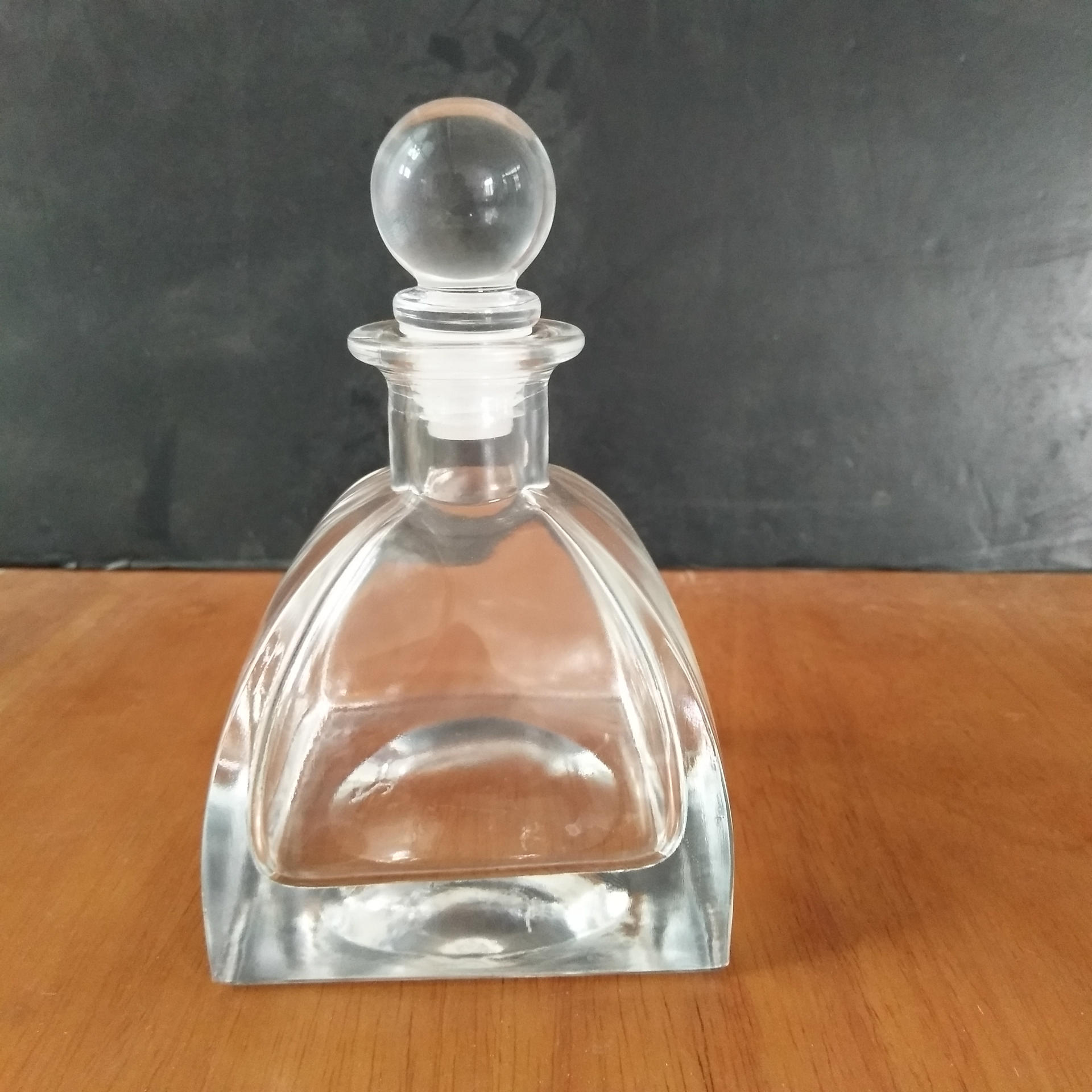 大款蒙古包玻璃香薰瓶香薰瓶250毫升蒙古包香薰瓶250克香薰瓶