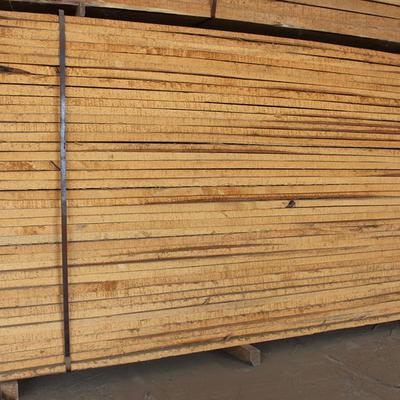 出售烘干秋木板,榆木板,水曲柳板等各种木板材