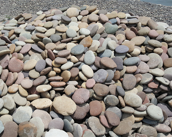 扁平鹅卵石